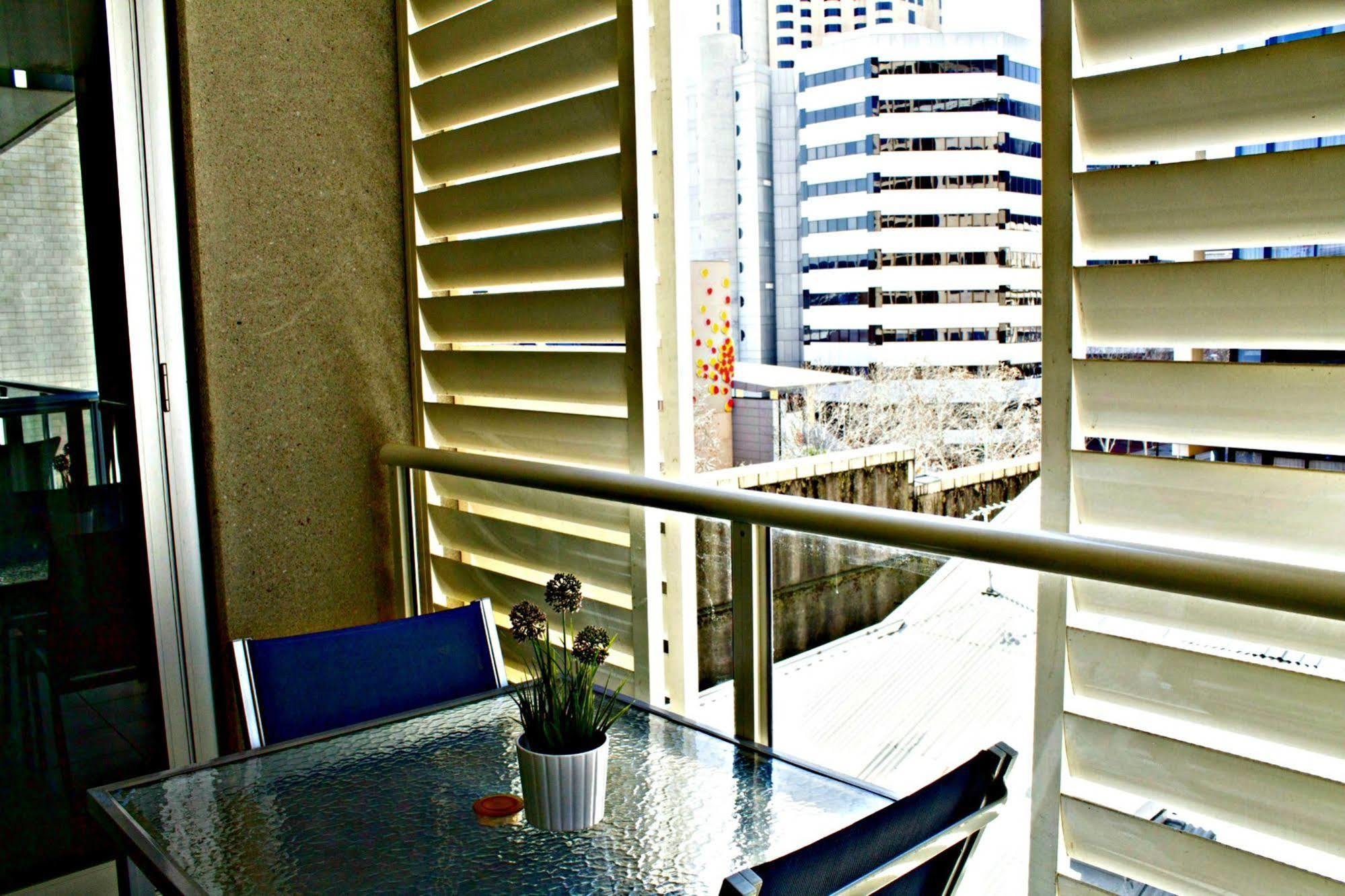 Adelaide Dress Circle Apartments - North Terrace Exteriör bild